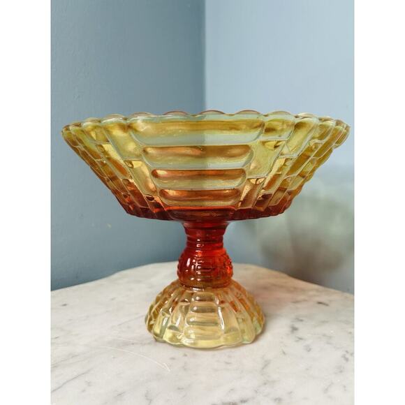 Glows Jeannette Glass Amberina Louisa Pedestal Footed Bowl Compote Ombre 1950s - Picture 1 of 13